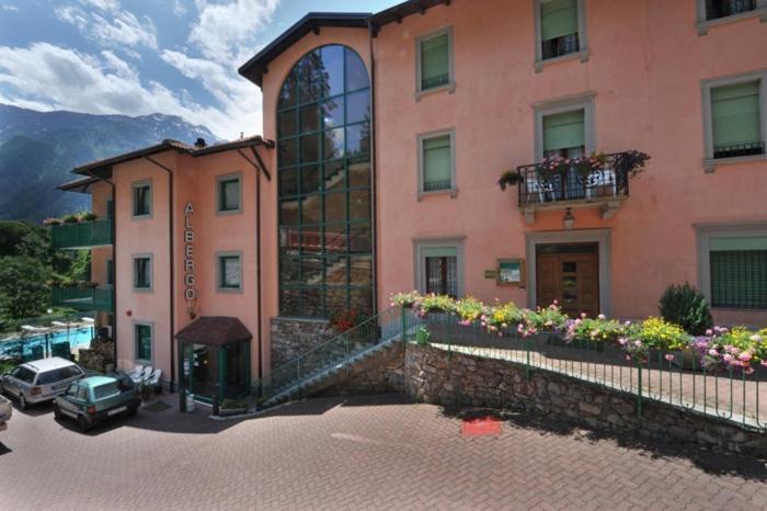Hotel Torre Sondalo Eksteriør bilde